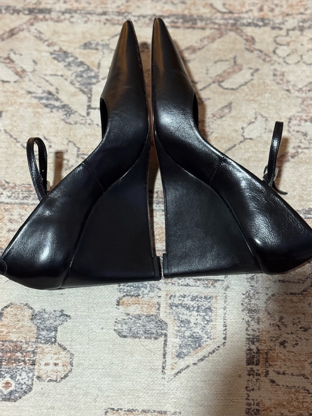 Maeve Black Pointed-Toe Mary Jane Pumps with Ankle Strap Size 40 - Picture 4 of 6